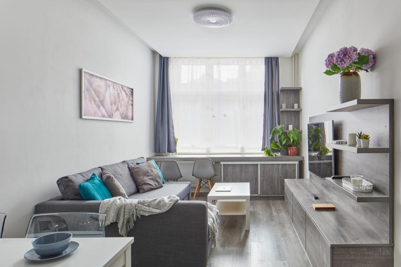 Minimalist Apartment On Wenceslas Square By Prague Days Eksteriør billede