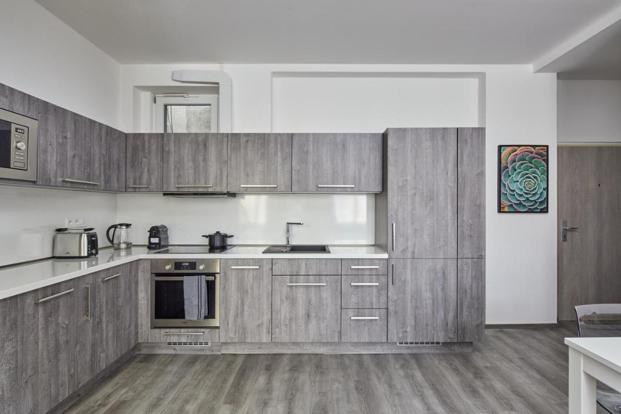 Minimalist Apartment On Wenceslas Square By Prague Days Eksteriør billede